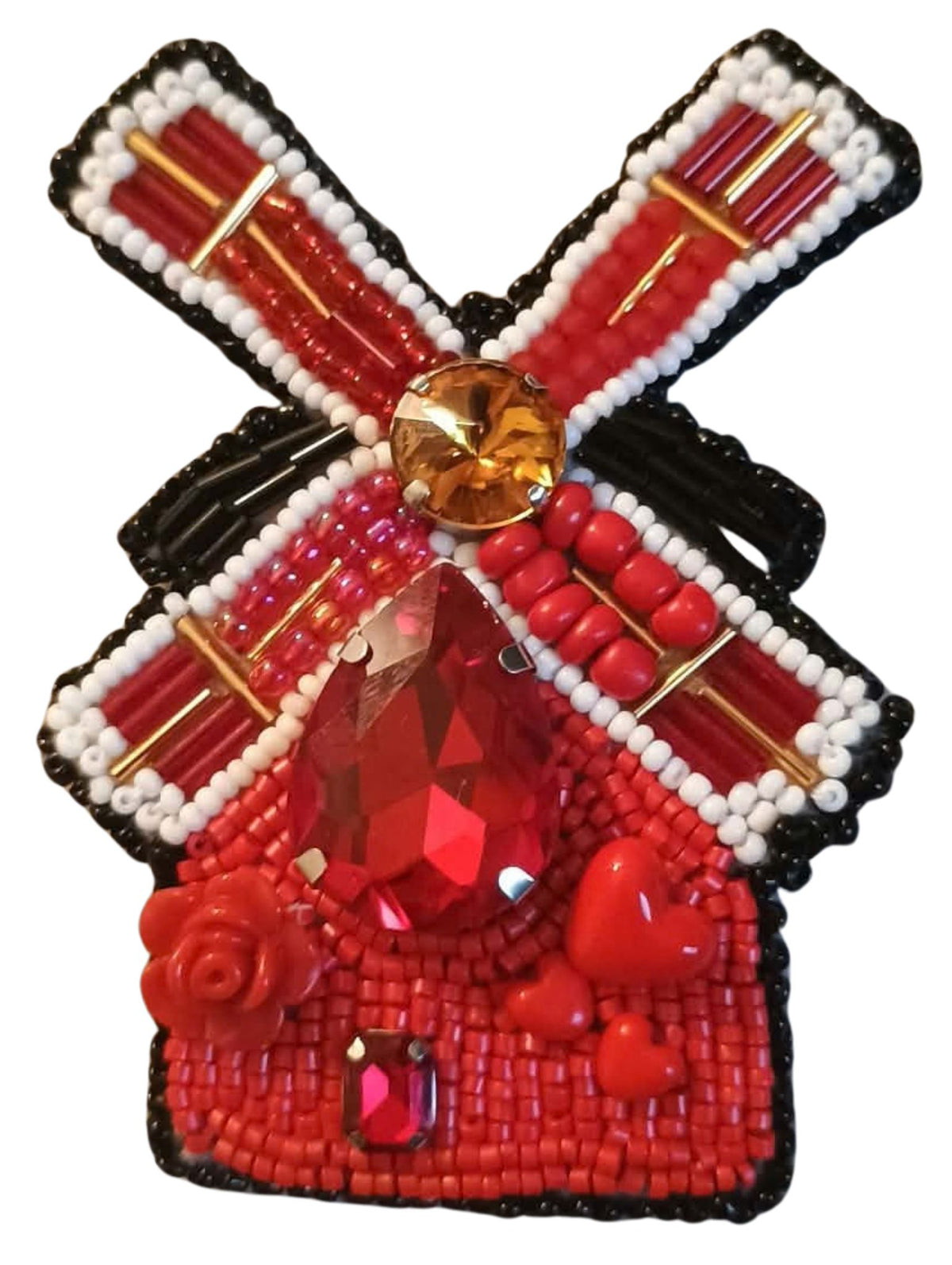Broche perlée MOULIN ROUGE