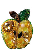 Broche perlée POMME